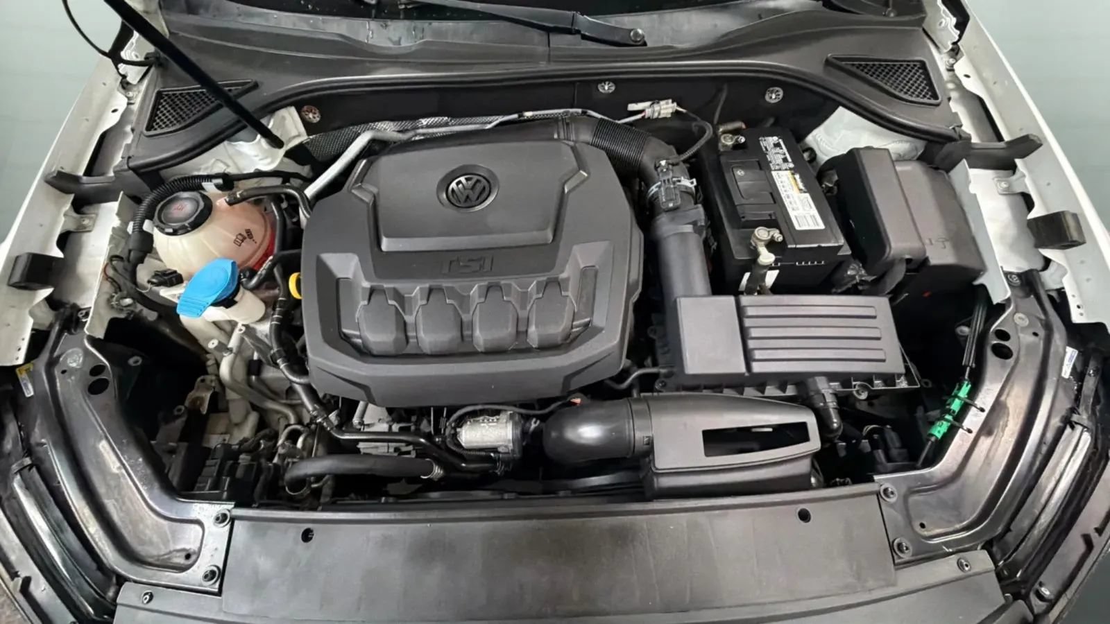 Used 2018 Volkswagen Passat 2.0T S w/ Driver Assistance Package FWD image 22