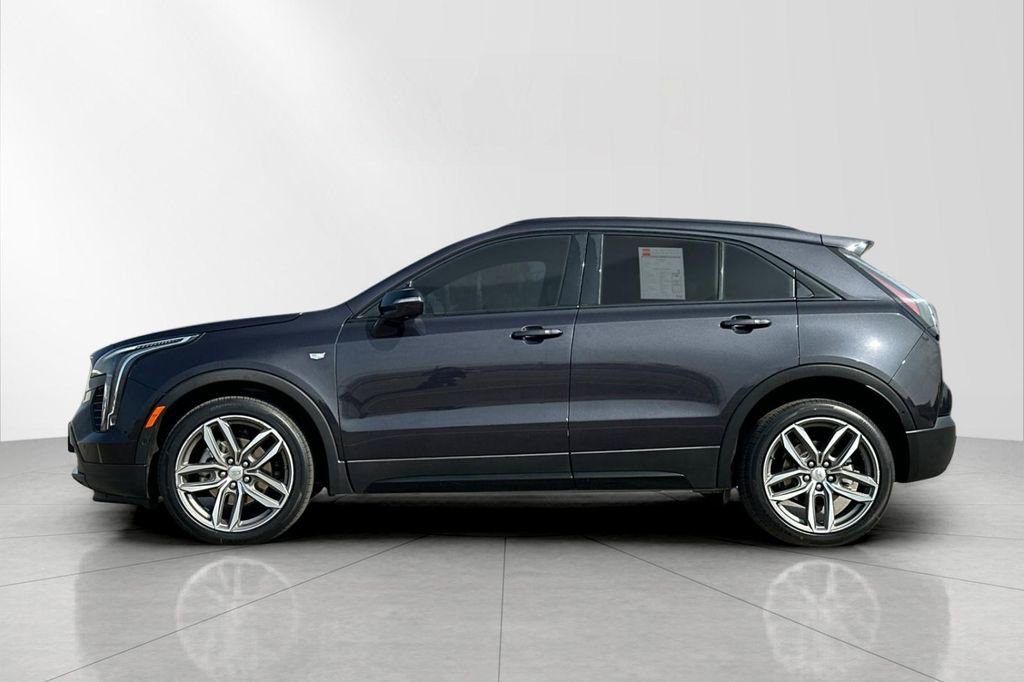 Used 2022 Cadillac XT4 Sport w/ Comfort Package image 3