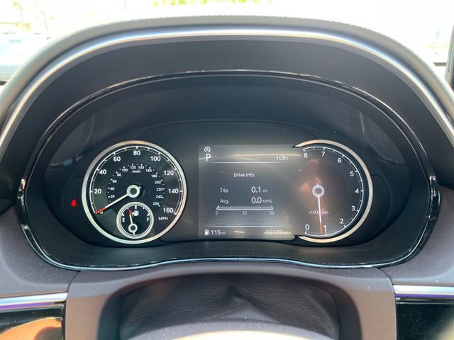 Used 2022 Genesis GV70 2.5T w/ Advanced Package AWD/4WD image 7