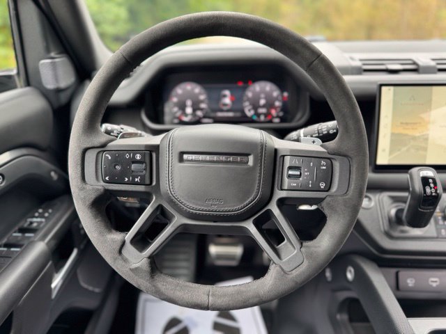 Used 2024 Land Rover Defender 110 Carpathian Edition AWD/4WD image 22