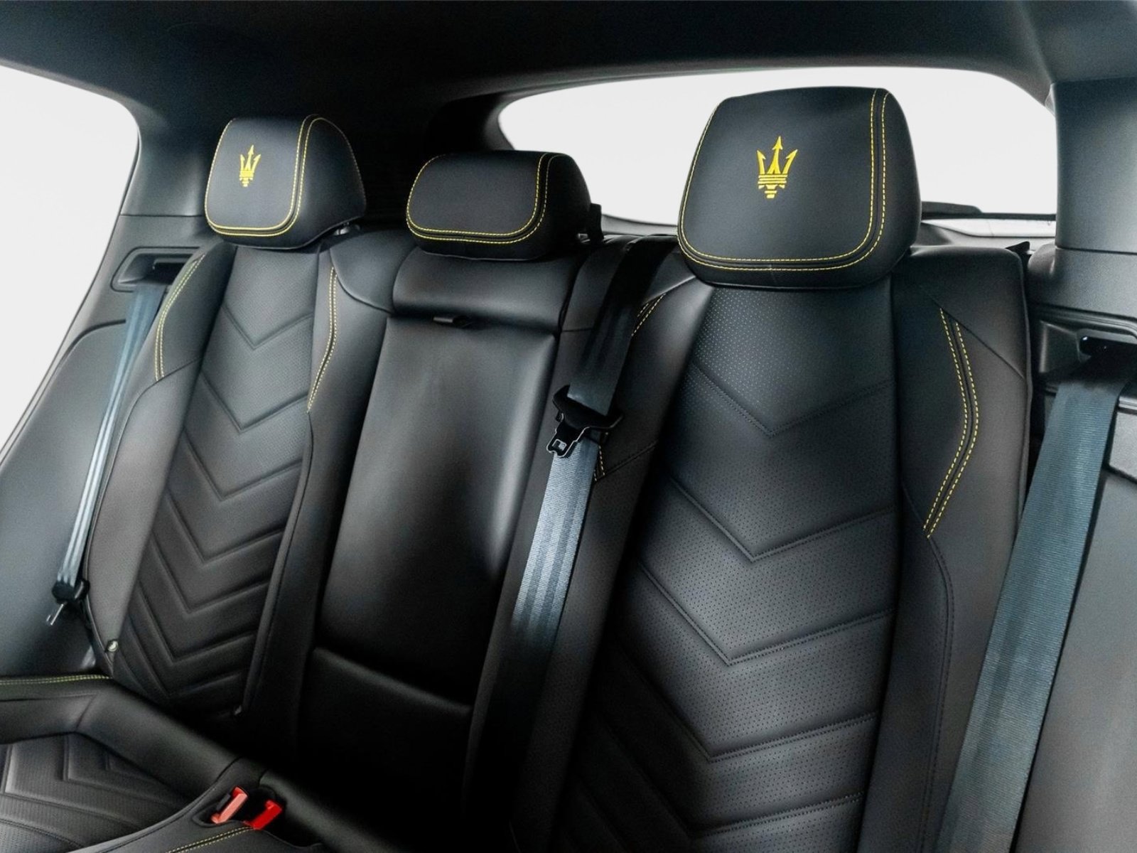 Used 2023 Maserati Grecale Modena image 29