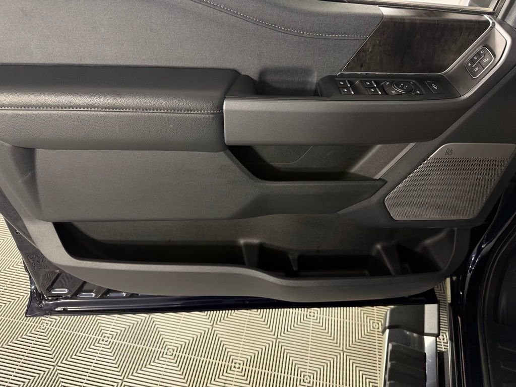 Used 2025 Ford F250 Lariat image 22