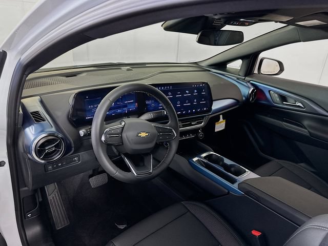New 2026 Chevrolet Equinox EV LT AWD/4WD image 11