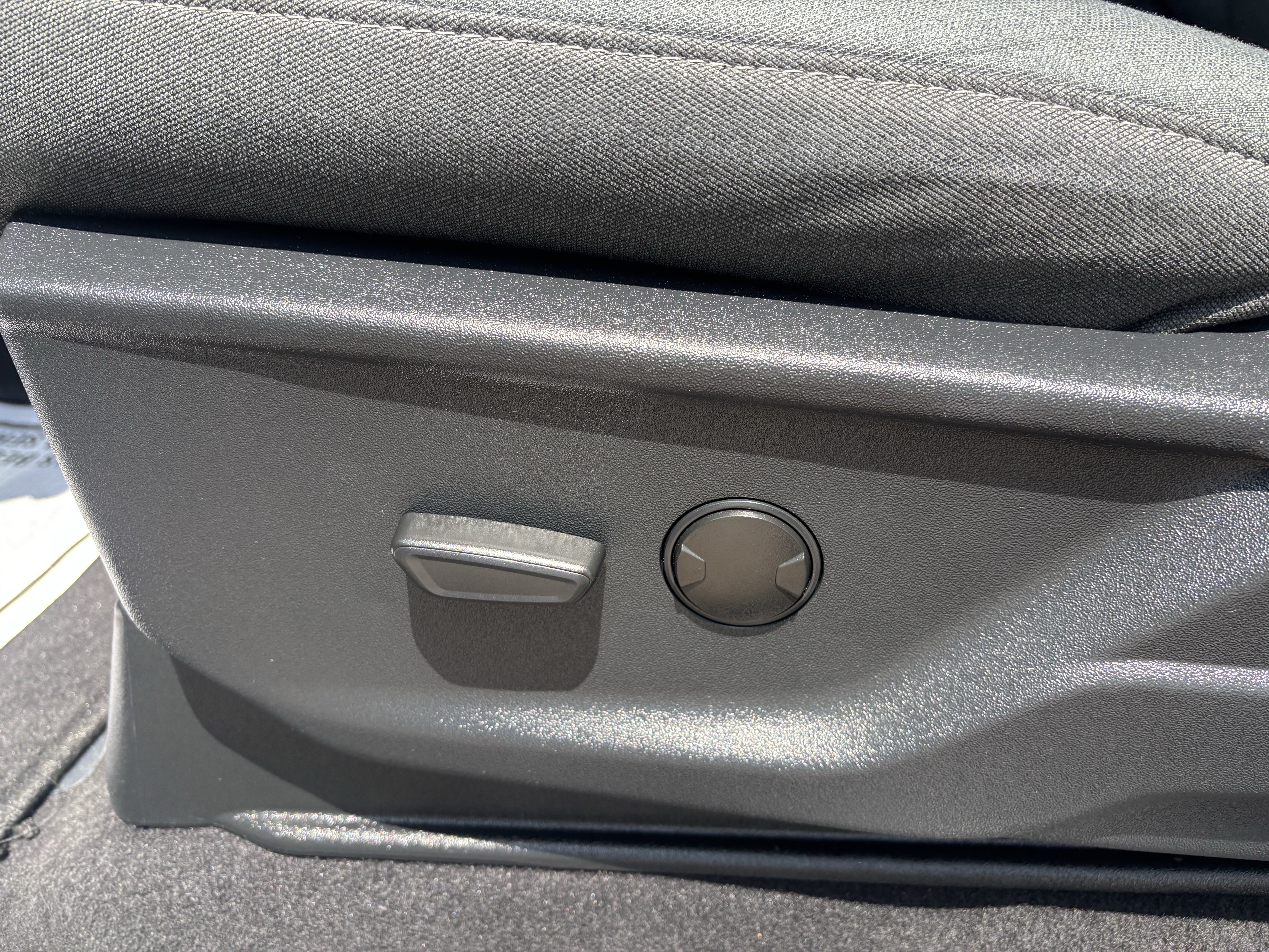 Certified 2023 Ford F150 Lightning XLT AWD/4WD image 13