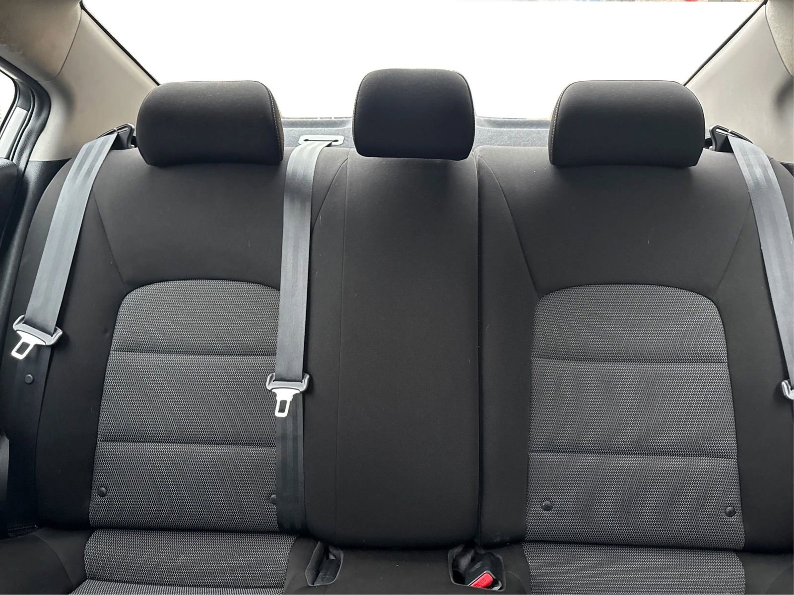 Used 2018 Kia Forte LX image 15