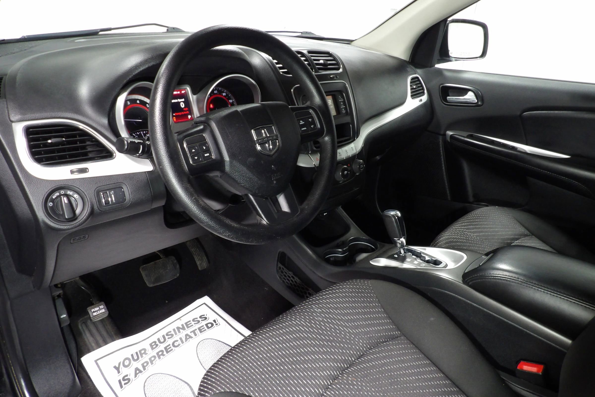 Used 2018 Dodge Journey SE w/ Blacktop Package image 10