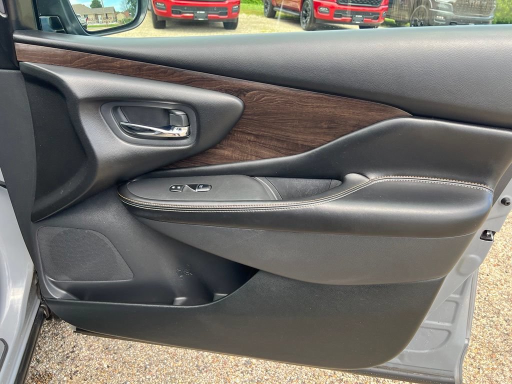 Used 2023 Nissan Murano Platinum w/ Cargo Package AWD/4WD image 13