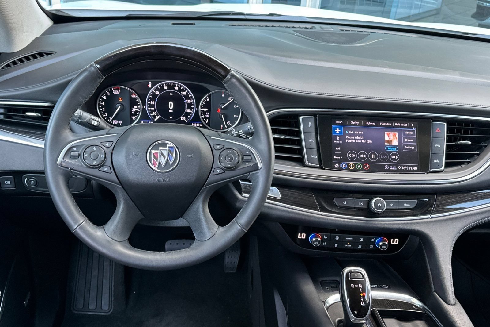 Used 2020 Buick Enclave Avenir w/ Avenir Technology Package AWD/4WD image 18