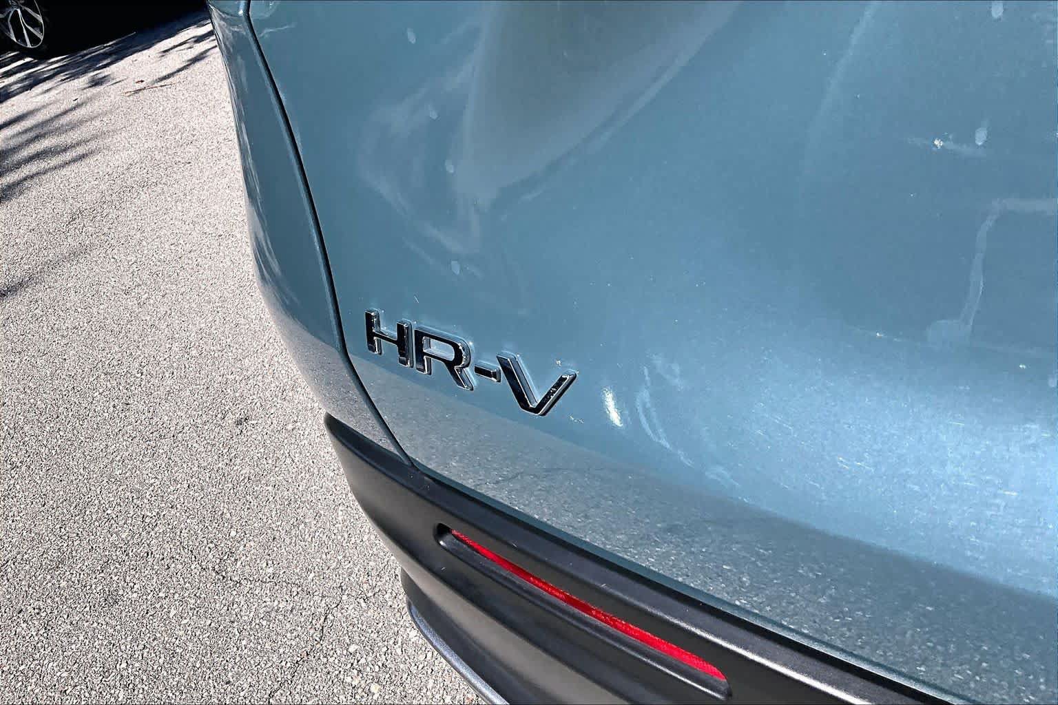 Used 2023 Honda HR-V Sport image 10