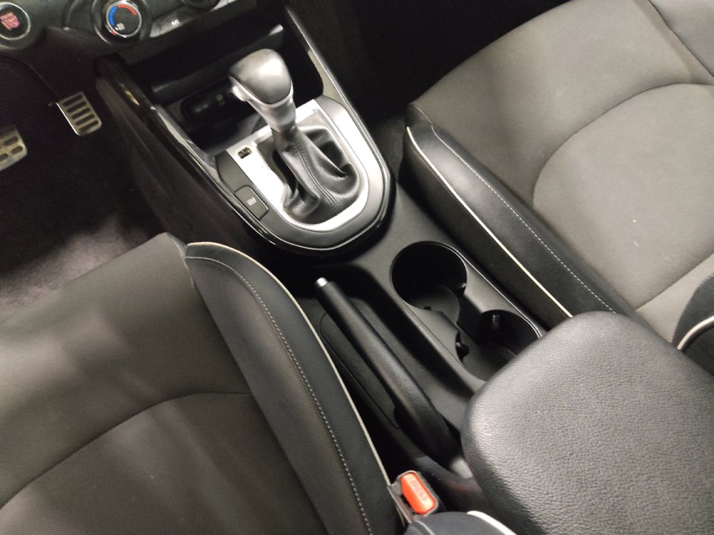 Used 2020 Kia Forte GT-Line FWD image 26