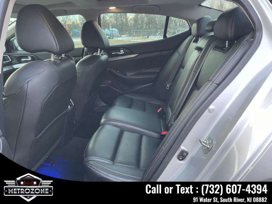 Used 2017 Nissan Maxima 3.5 SL image 17