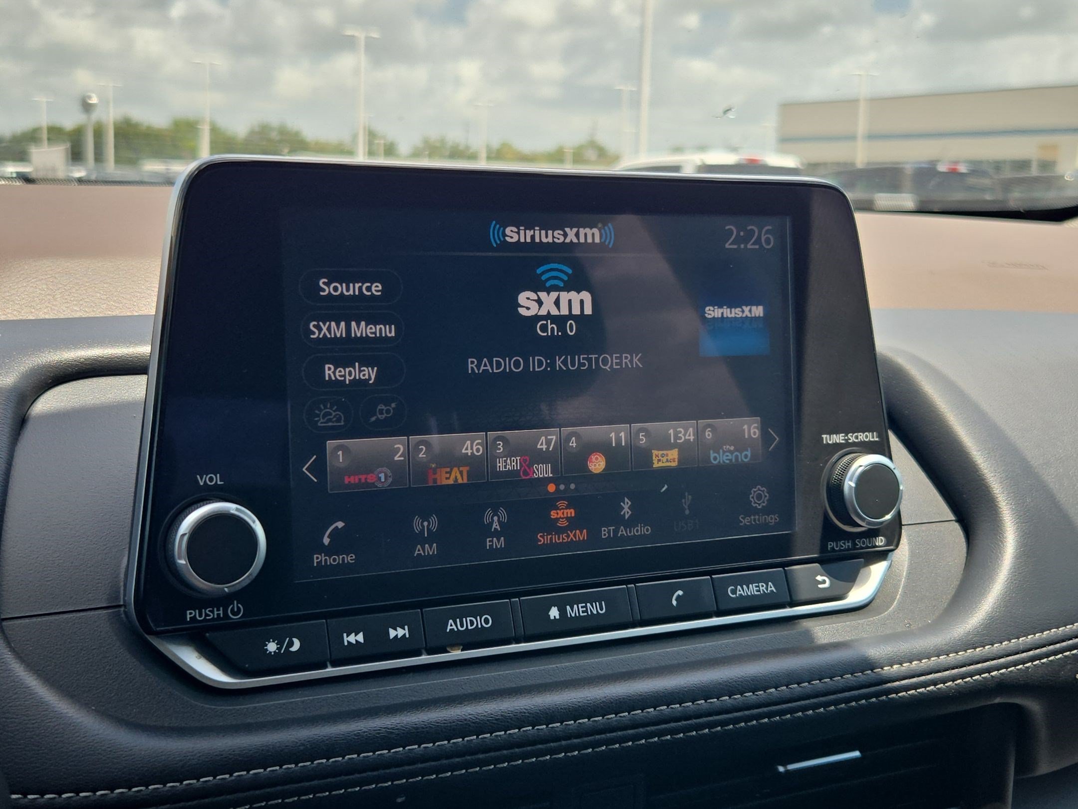 Used 2023 Nissan Rogue SV FWD image 24
