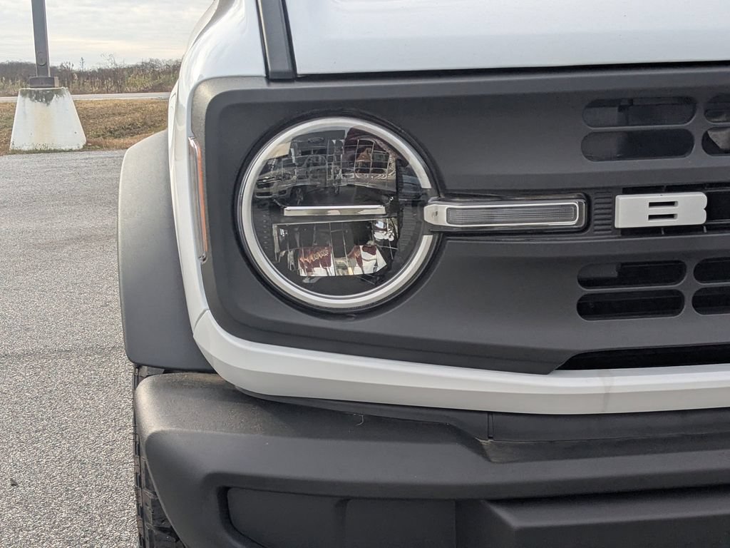 New 2025 Ford Bronco 4-Door AWD/4WD image 10