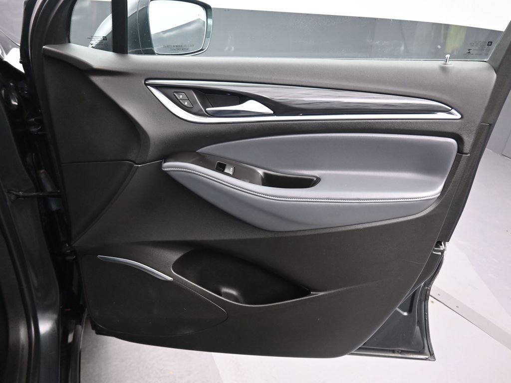 Used 2018 Buick Enclave Essence AWD/4WD image 49