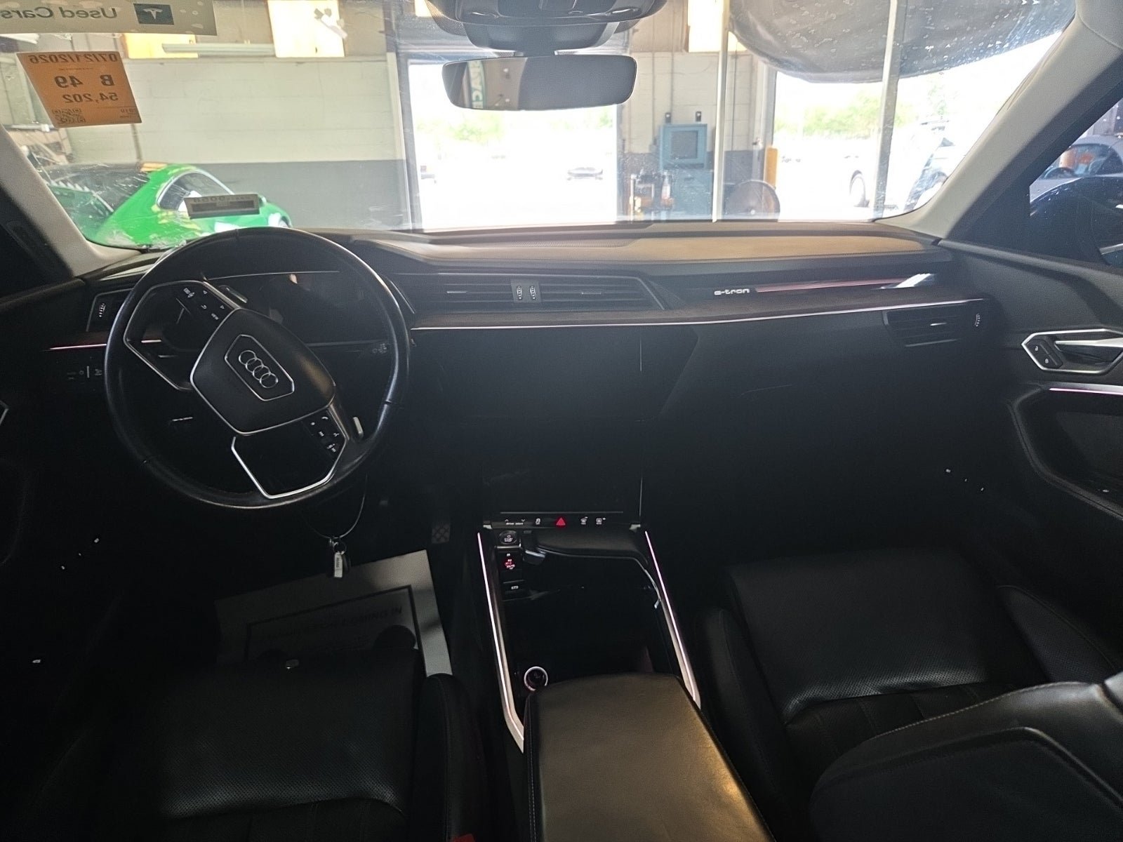 Used 2019 Audi e-tron Prestige w/ Prestige Package AWD/4WD image 8