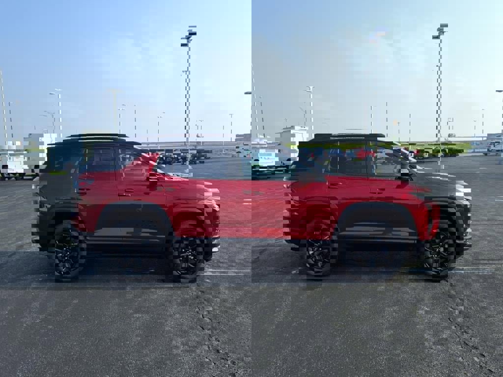 New 2026 Chevrolet Equinox LT w/ Midnight Edition image 2