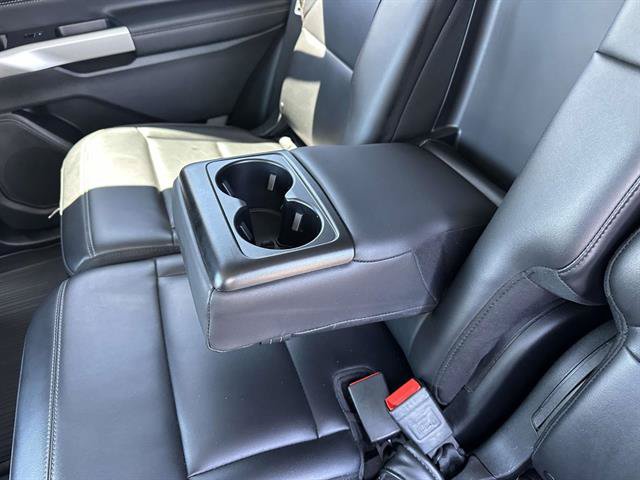 Used 2023 Ford Explorer XLT w/ Equipment Group 202A AWD/4WD image 12