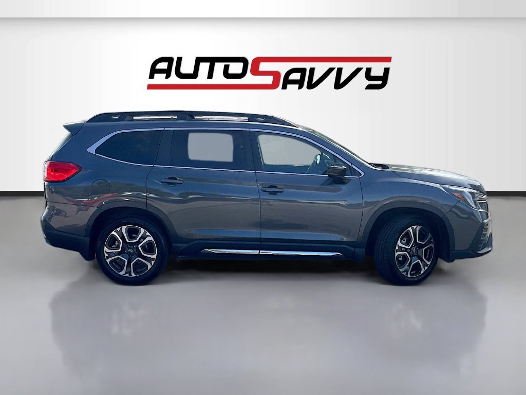 Used 2024 Subaru Ascent Limited w/ Technology Package AWD/4WD image 8