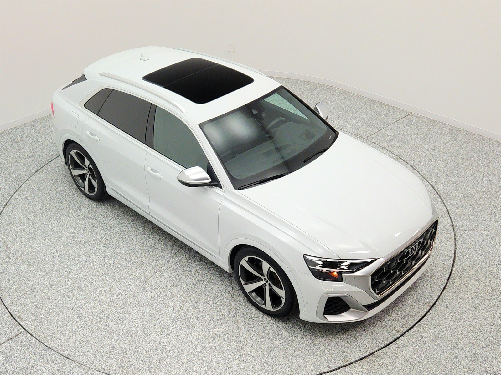 Used 2024 Audi SQ8 Prestige AWD/4WD image 24