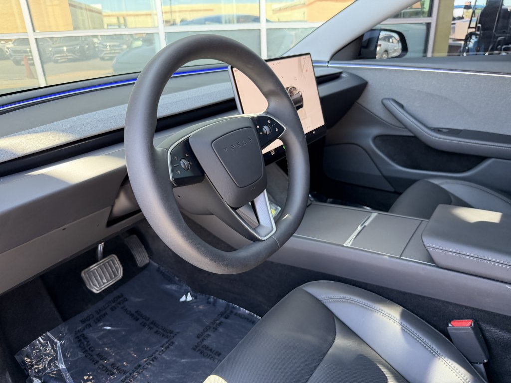Used 2025 Tesla Model 3 Long Range RWD image 37