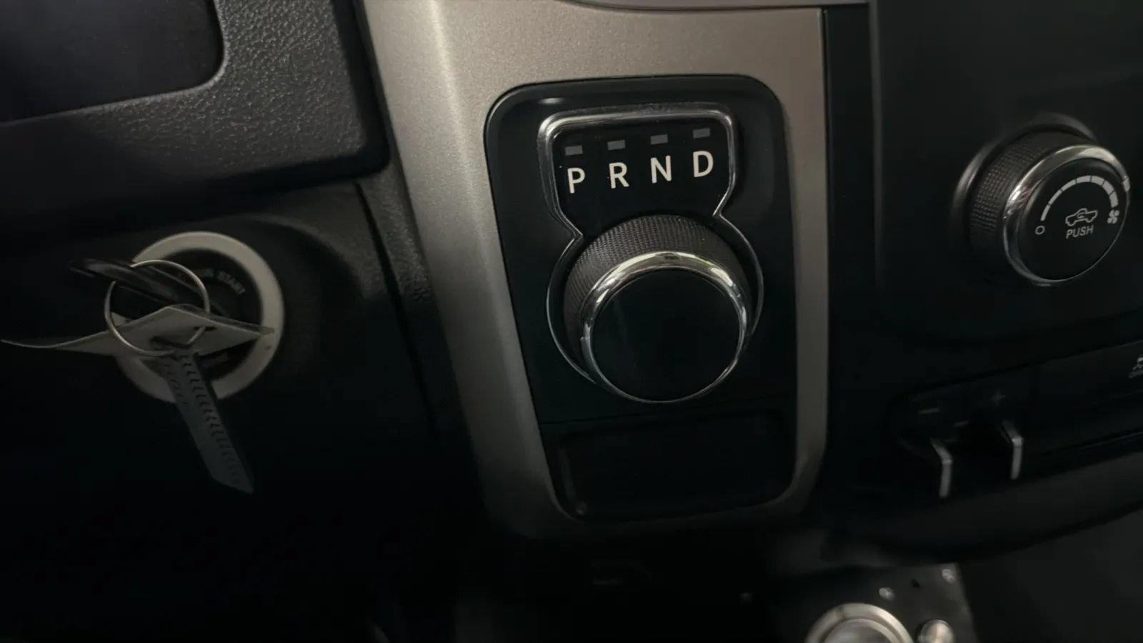 Used 2020 RAM 1500 Classic SLT RWD image 12