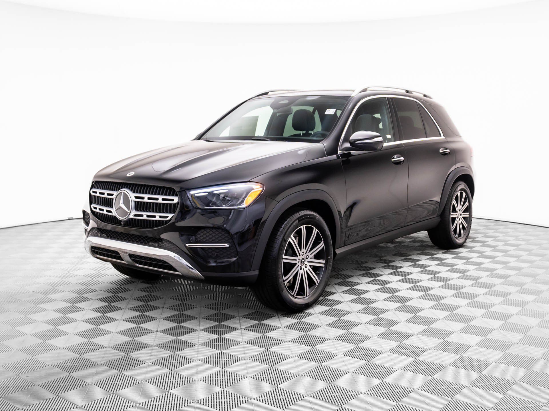 New 2026 Mercedes-Benz GLE 350 4MATIC 360° Tour