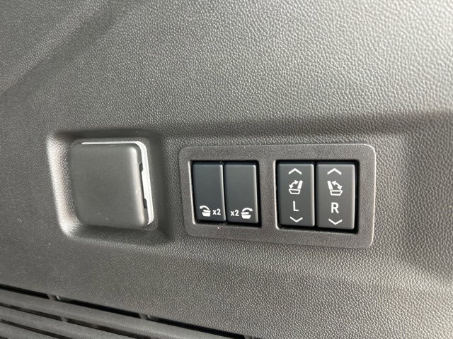 New 2026 Chevrolet Tahoe High Country image 33