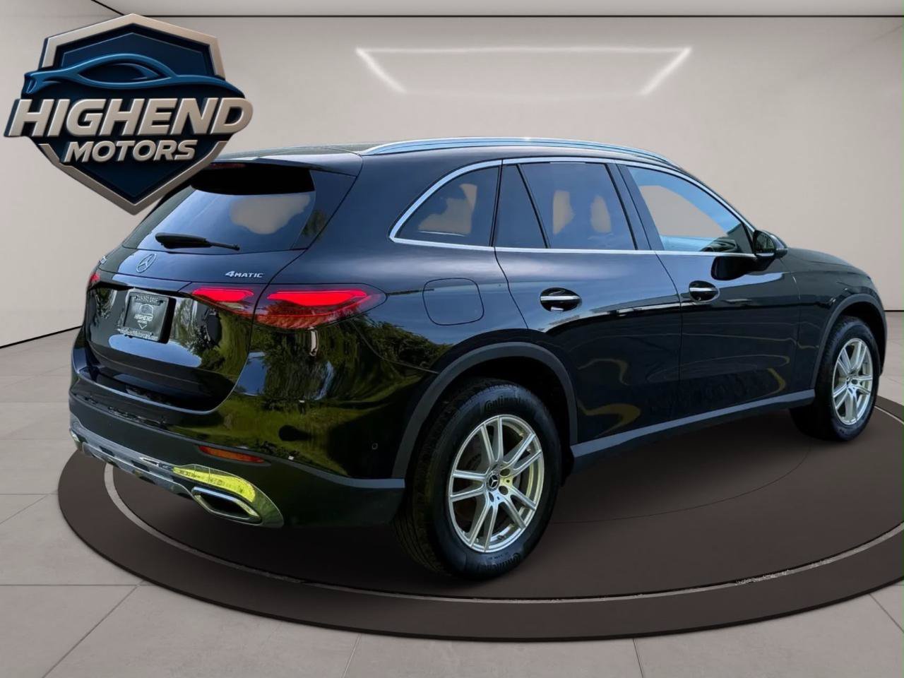 Used 2023 Mercedes-Benz GLC 300 4MATIC image 6