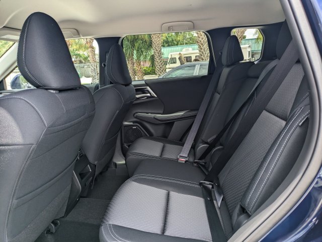 New 2026 Mitsubishi Outlander ES FWD image 13