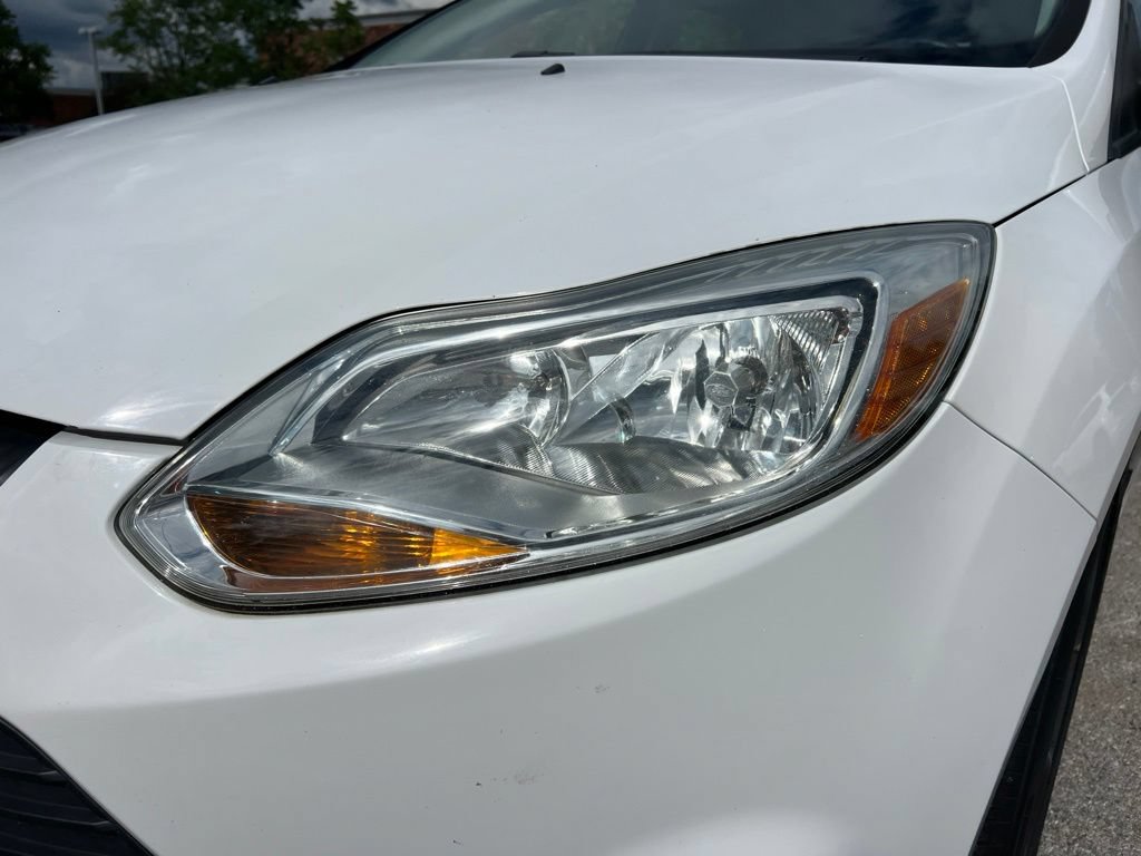 Used 2013 Ford Focus SE FWD image 10