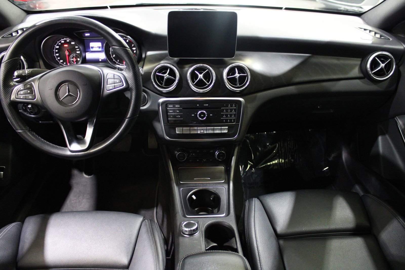 Used 2019 Mercedes-Benz CLA 250 image 34