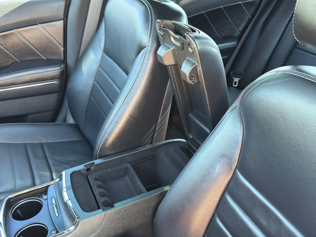 Used 2011 Dodge Charger R/T RWD image 18