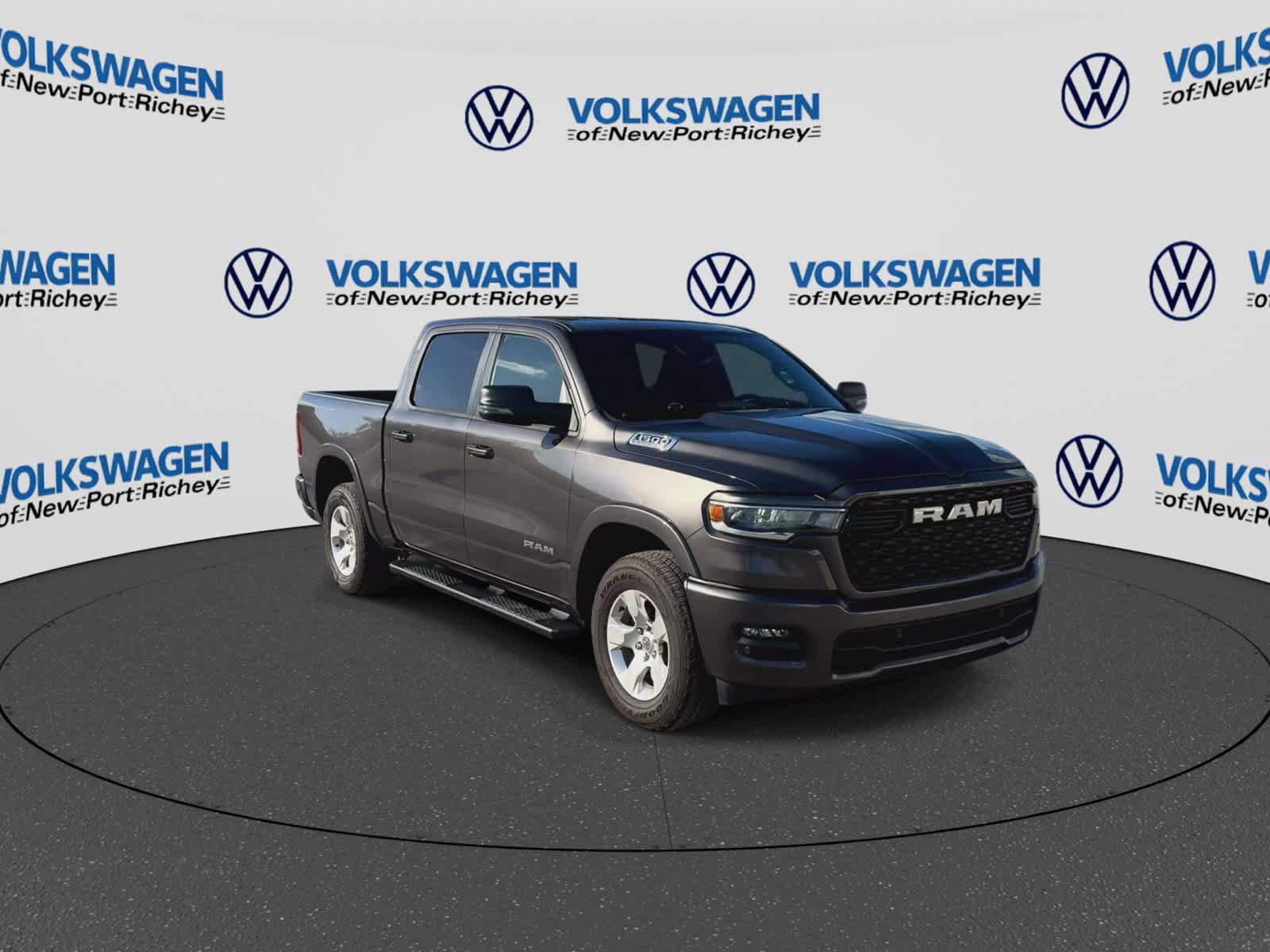 Used 2026 RAM 1500 Big Horn AWD/4WD image 2