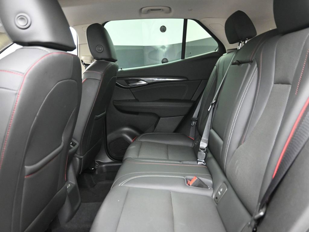 Used 2022 Buick Envision Essence w/ Technology Package I image 11