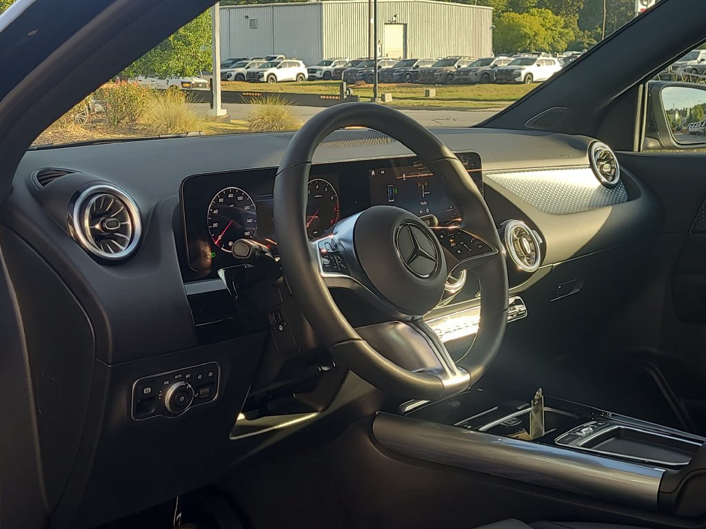 Certified 2026 Mercedes-Benz GLA 250 4MATIC image 10
