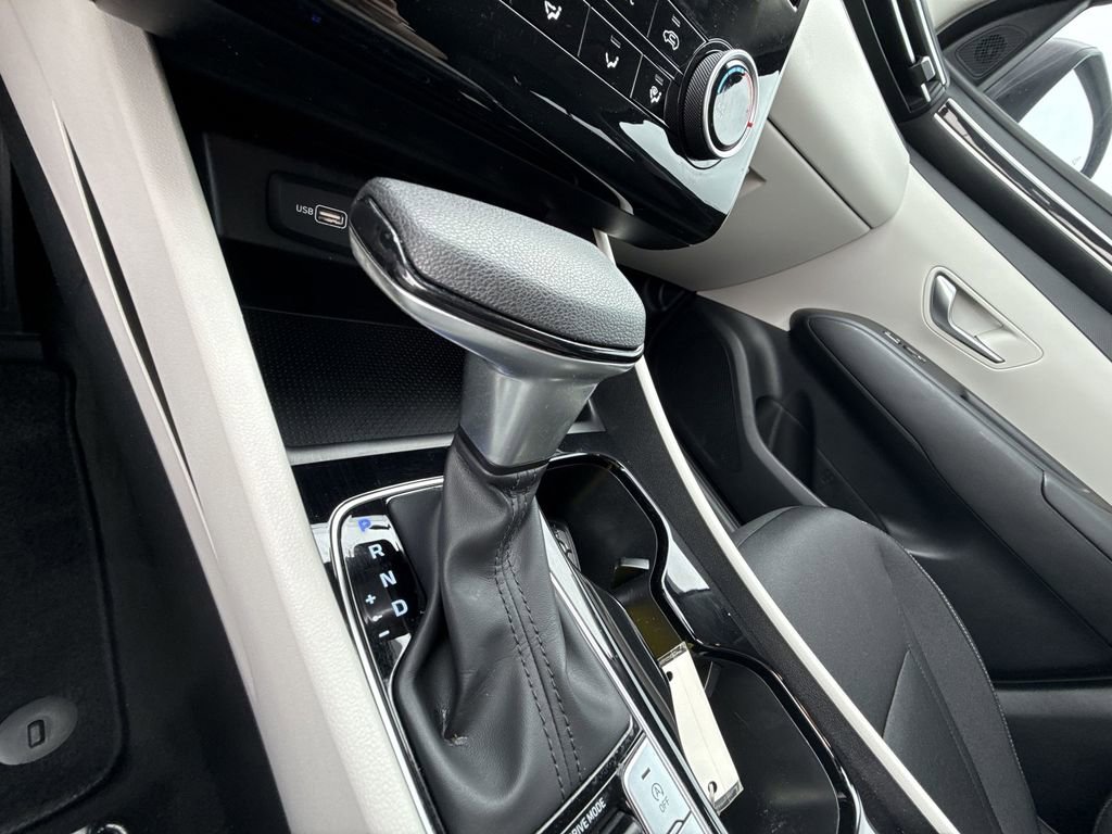 Used 2023 Hyundai Tucson SE image 22