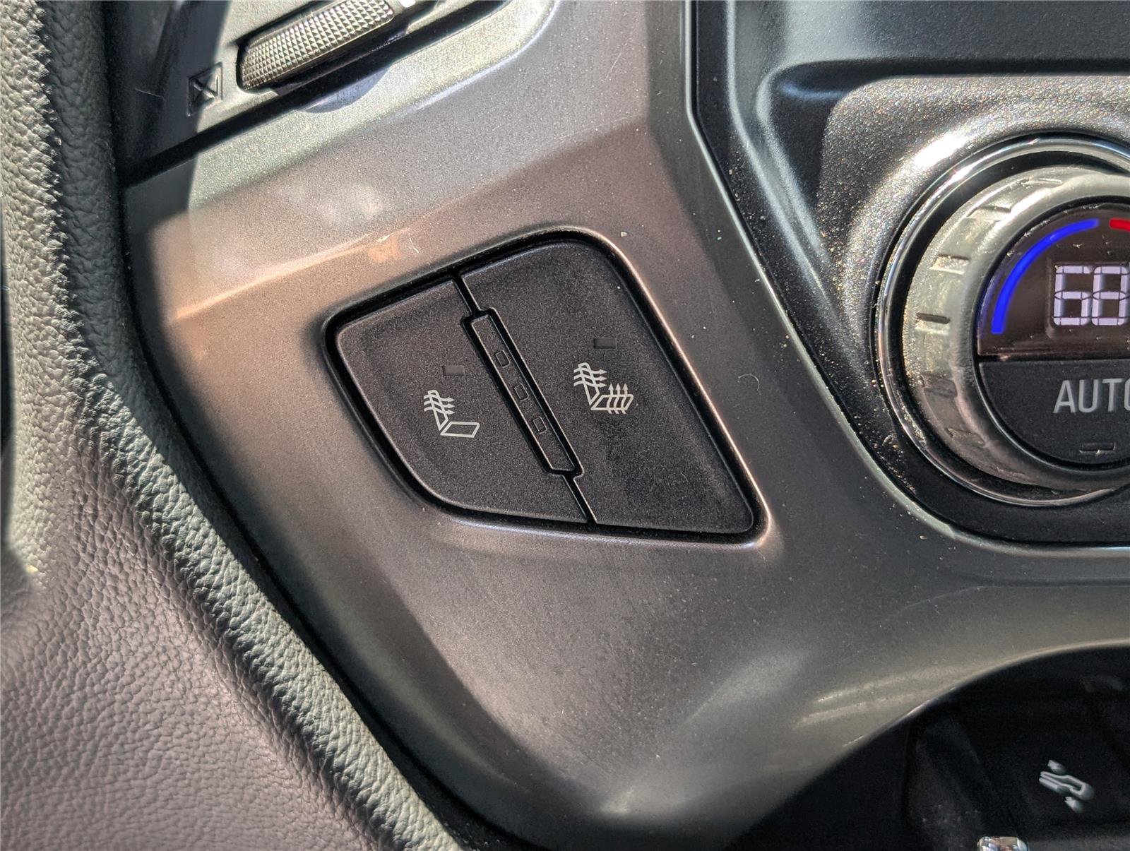 Used 2018 Chevrolet Silverado 2500 LT w/ All Star Edition AWD/4WD image 22