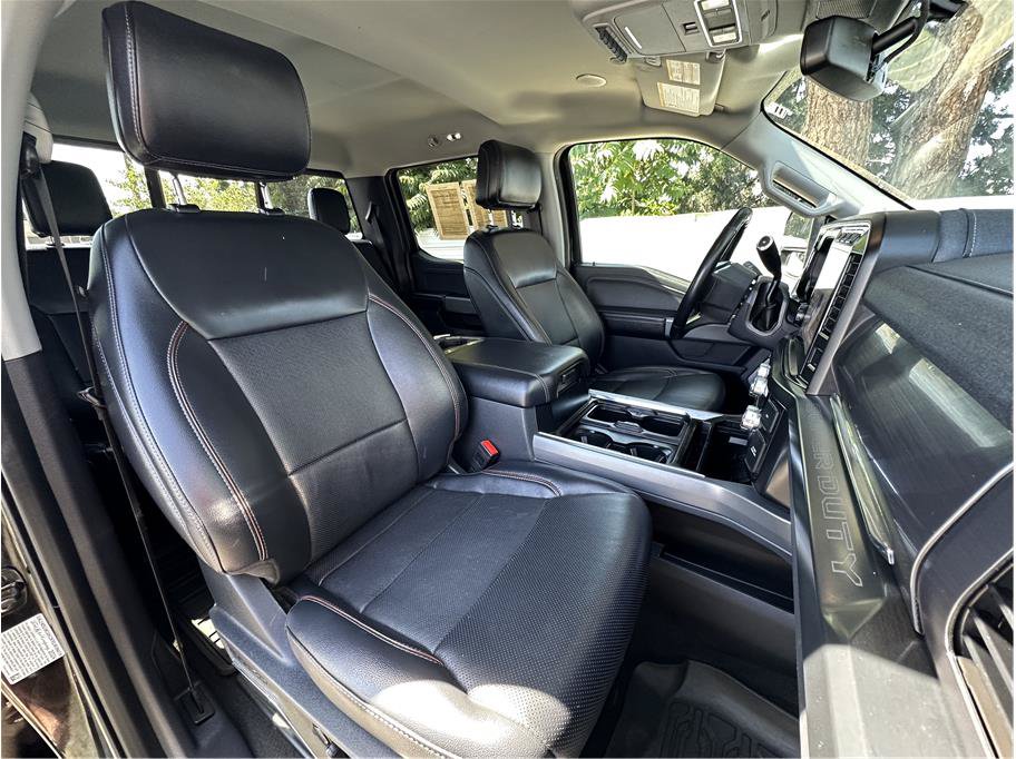 Used 2024 Ford F350 Lariat w/ Lariat Ultimate Package AWD/4WD image 4