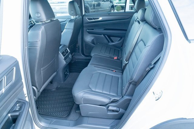New 2026 Volkswagen Atlas Cross Sport SEL R-Line image 29