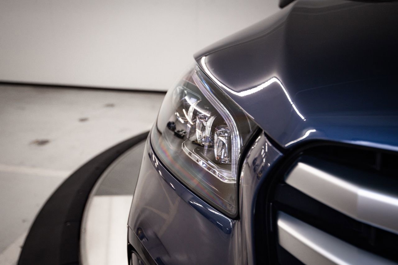 Used 2024 Mercedes-Benz GLS 580 4MATIC image 13