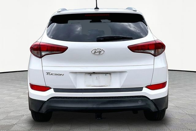 Used 2016 Hyundai Tucson SE w/ Option Group 02 FWD image 6