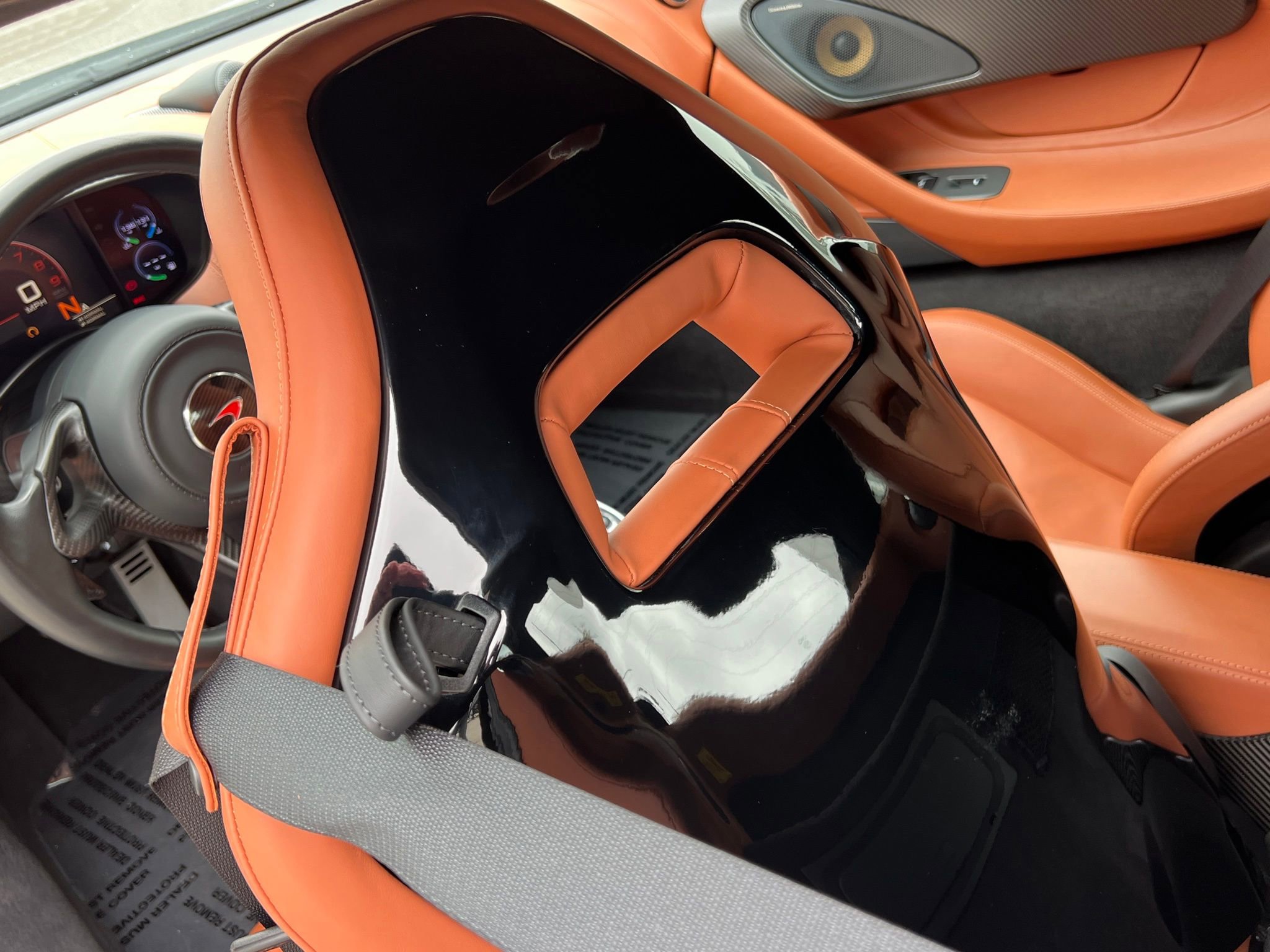 Used 2016 McLaren 570S Coupe image 33