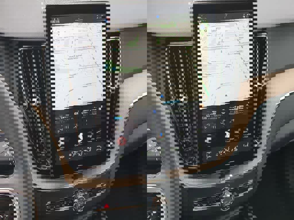 New 2026 Volvo XC60 T8 Plus w/ Protection Package Premier image 26