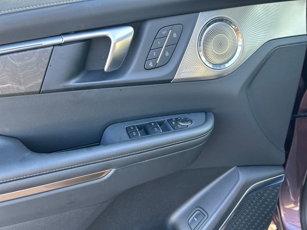 Used 2025 Buick Enclave Avenir w/ Super Cruise Package image 14