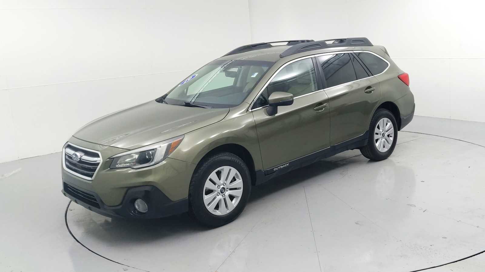 Used 2019 Subaru Outback 2.5i Premium AWD/4WD image 4