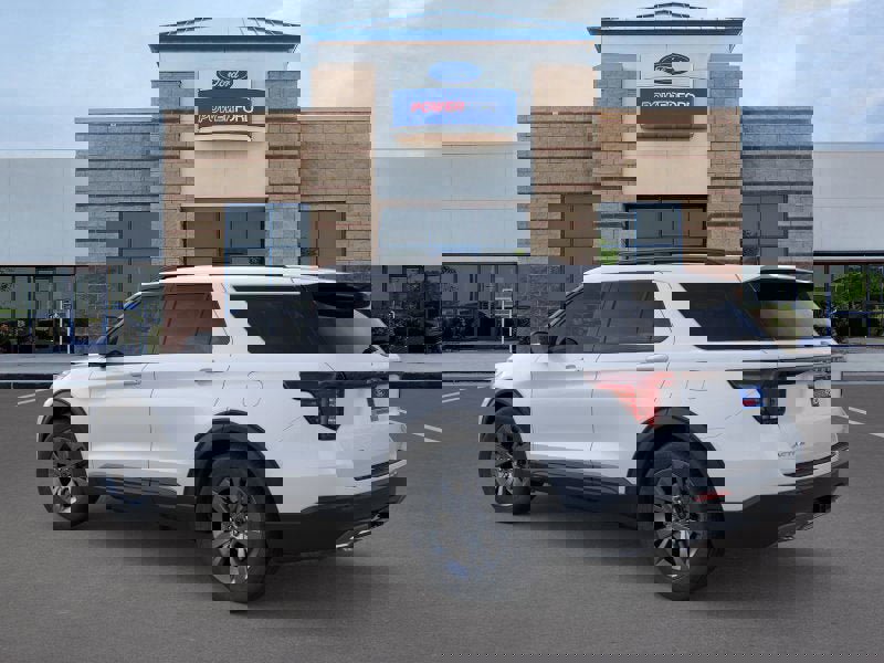 New 2026 Ford Explorer Active w/ Active Comfort Package image 6