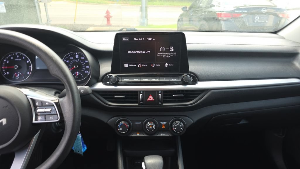 Used 2024 Kia Forte LXS FWD image 24