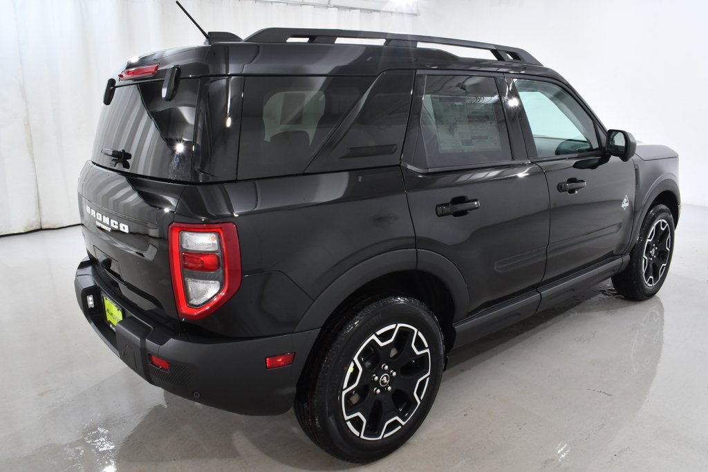 New 2025 Ford Bronco Sport Outer Banks w/ Outer Banks Tech Package+ image 11