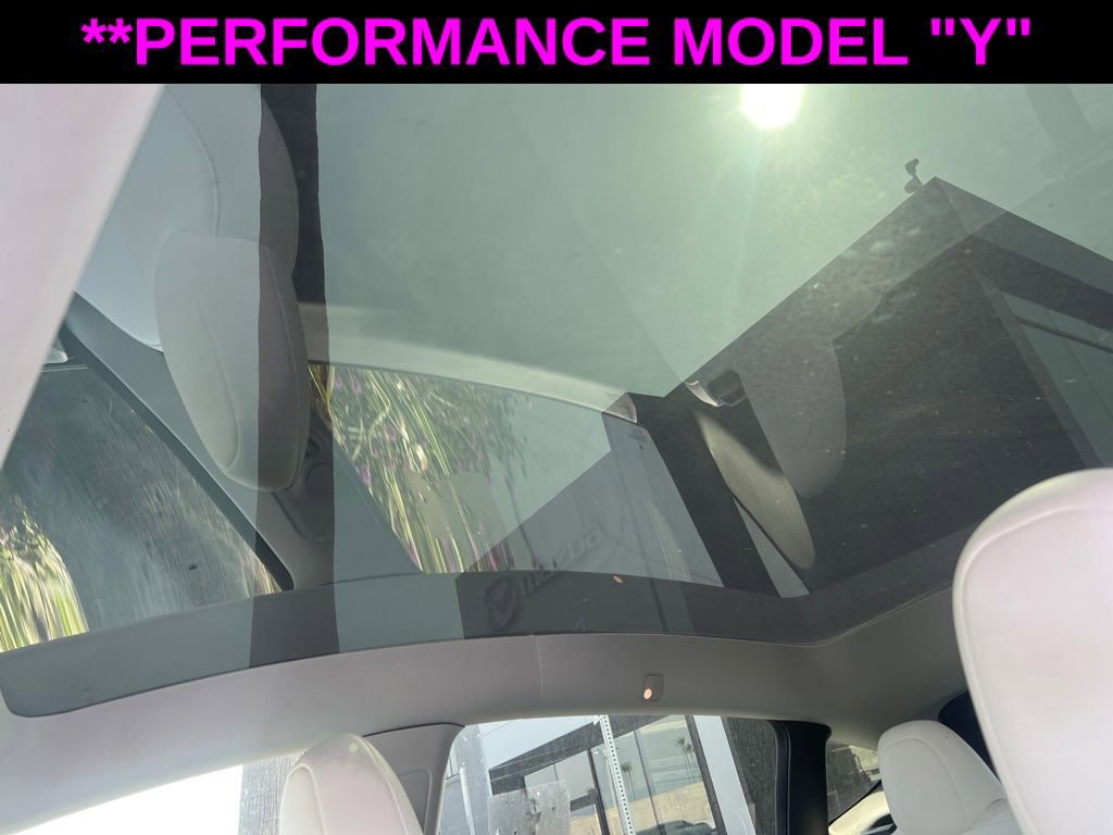 Used 2023 Tesla Model Y Performance image 28