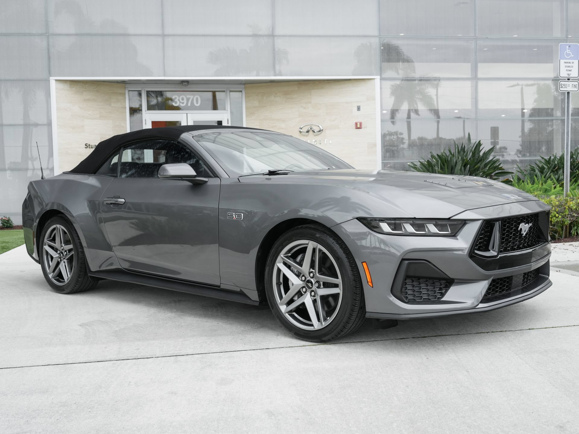 Used 2024 Ford Mustang GT Premium RWD image 7